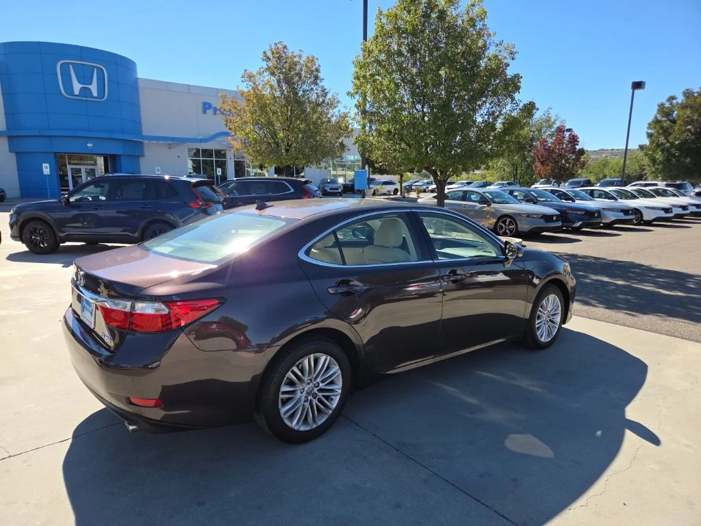 Used 2013 Red Lexus 350 image 6