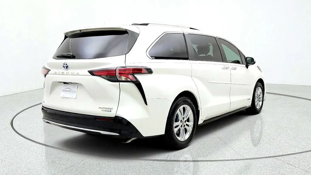 Used 2021 Blizzard Pearl Toyota Platinum AWD 7-Passenger image 5
