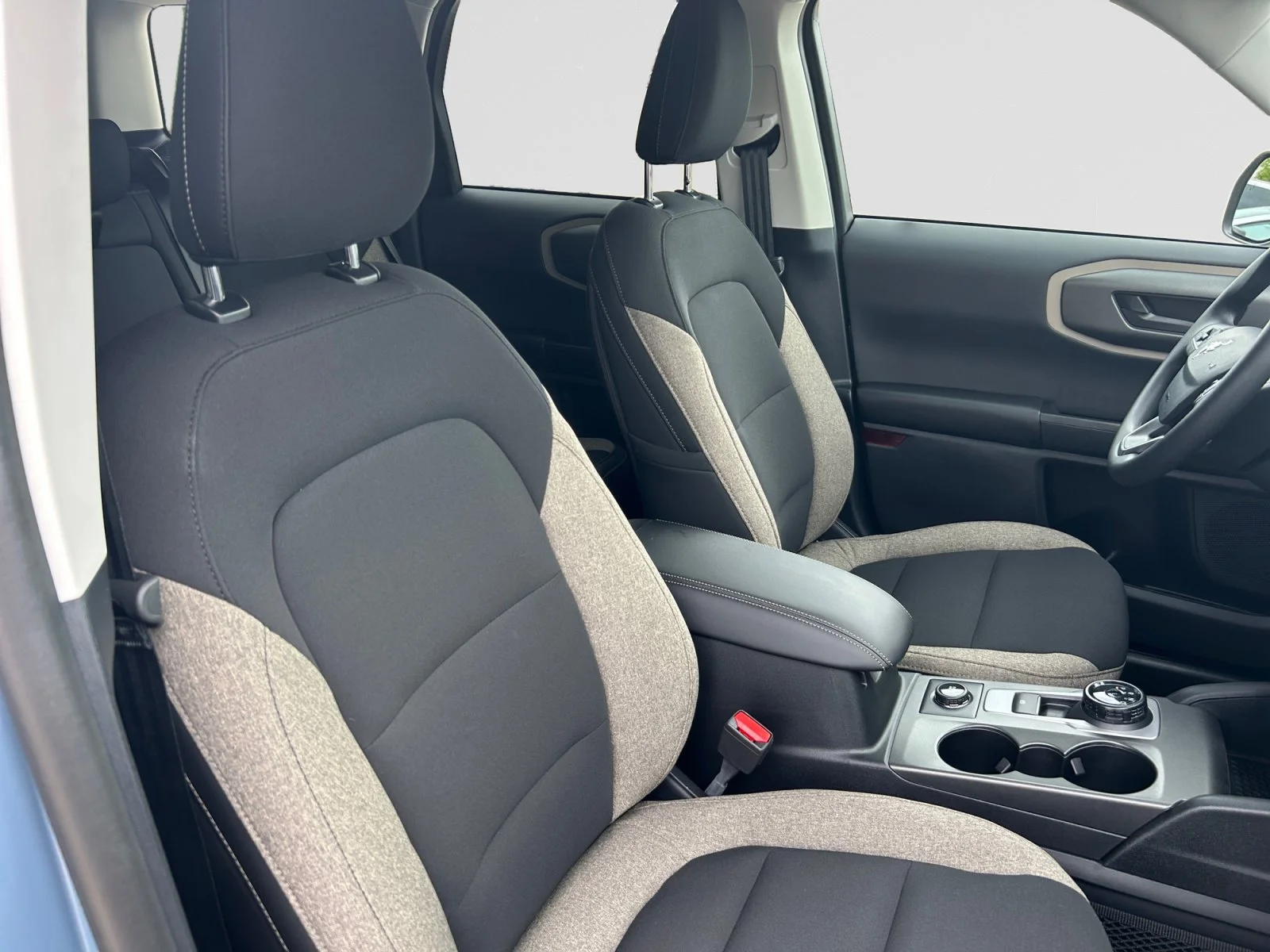 New 2026 Azure Grey Metallic Tri-Coat Ford Big Bend image 11