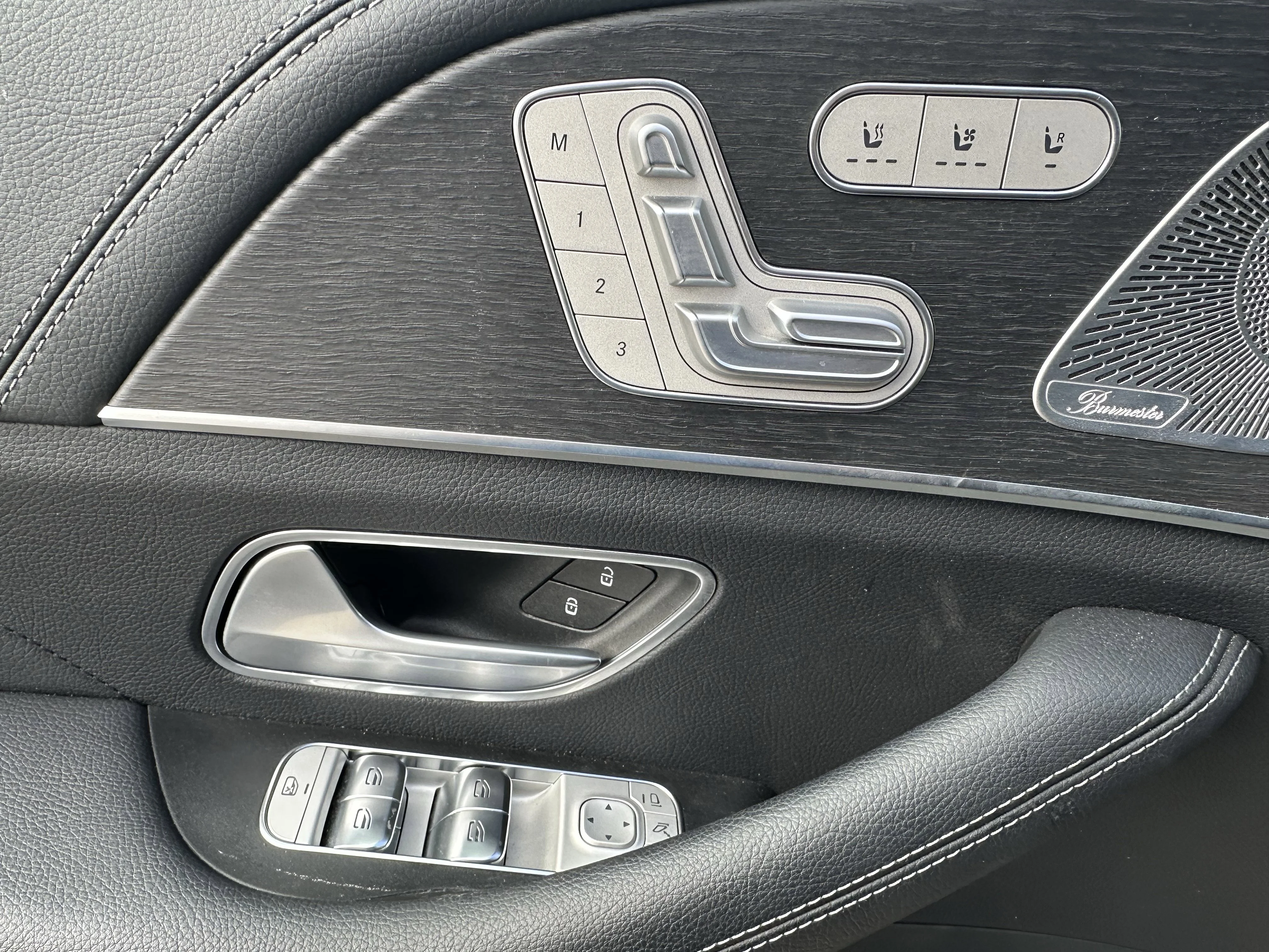 Certified Used 2026  Mercedes-Benz GLS 450 image 9