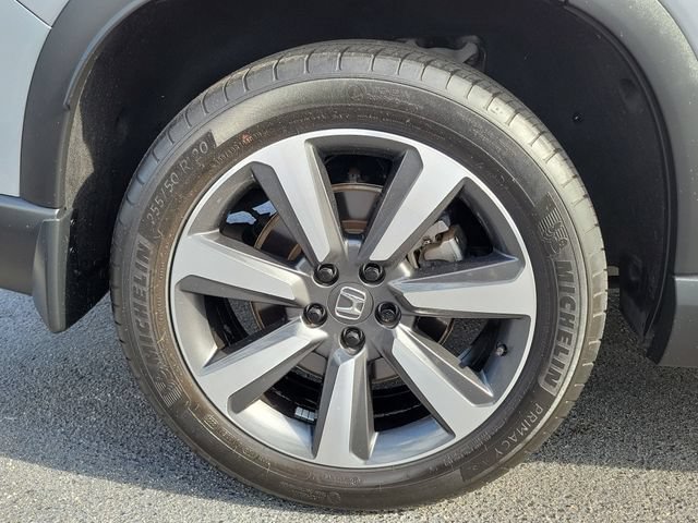 Certified Used 2023 Lunar Silver Metallic Honda 2WD TRG image 7