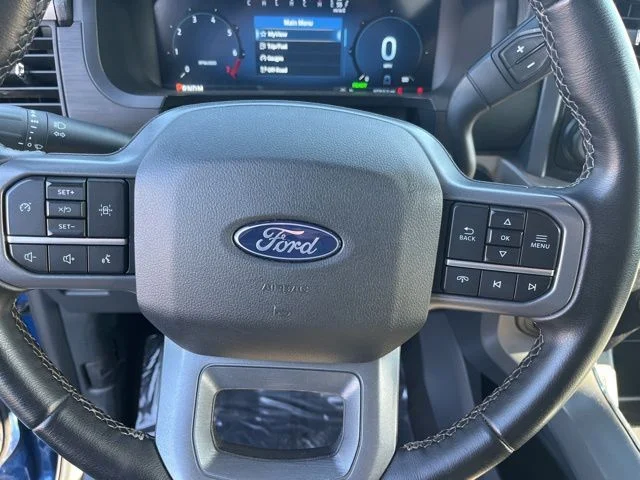 Used 2024 Blue Ford XLT image 17