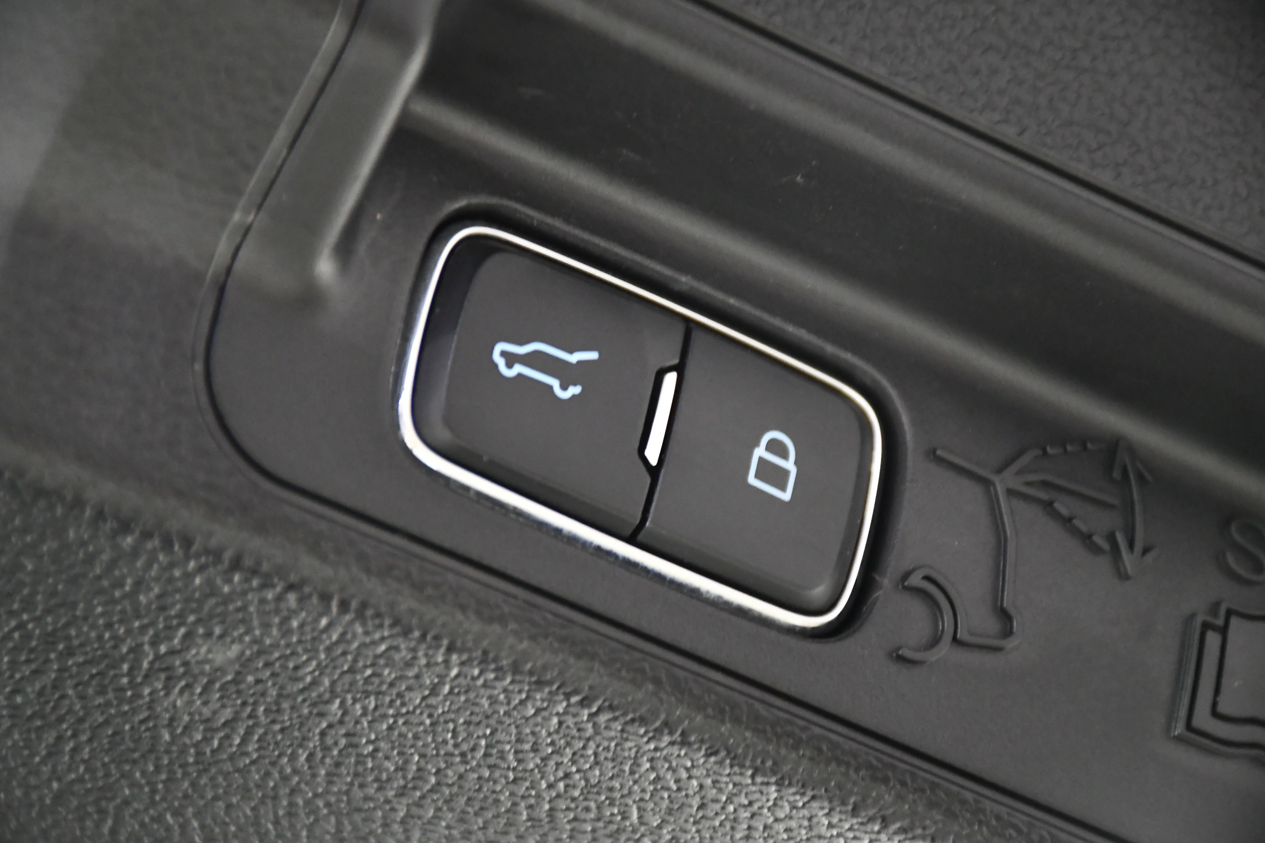 Used 2023 Silver Metallic Ford XLT image 51