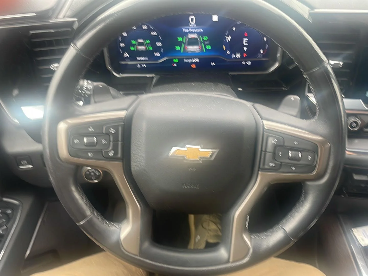 Used 2023 Black Chevrolet High Country image 2