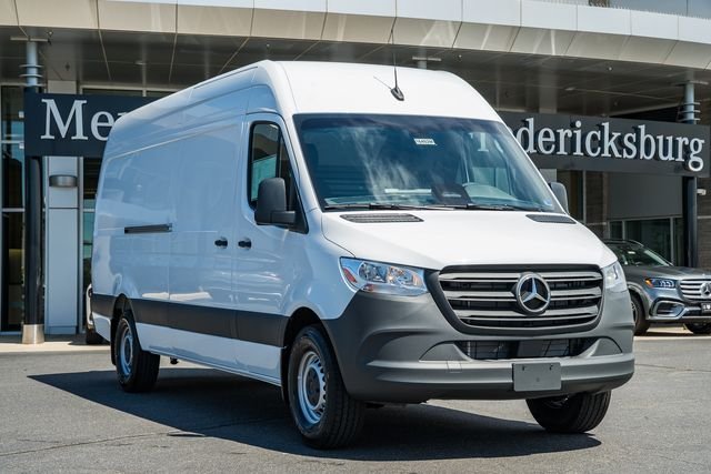2026 Mercedes-Benz Sprinter 2500 170 WB HO High Roof's photo
