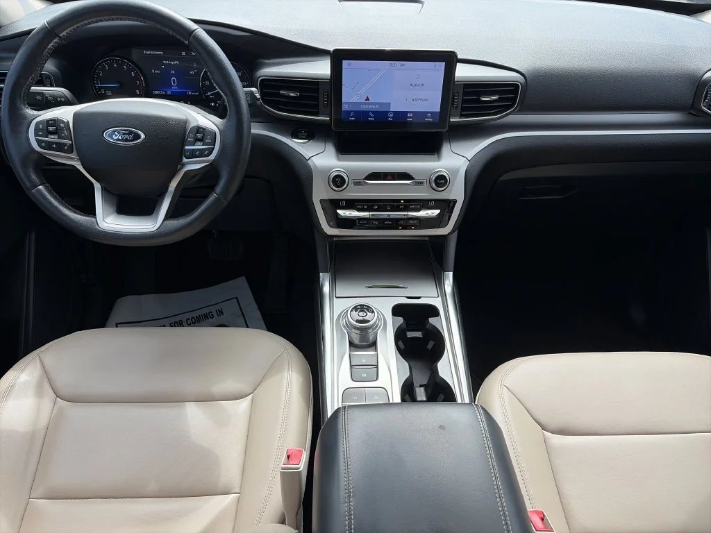 Used 2021 White Ford XLT image 14
