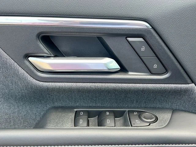 2026 GMC Sierra EV Elevation - Photo 13