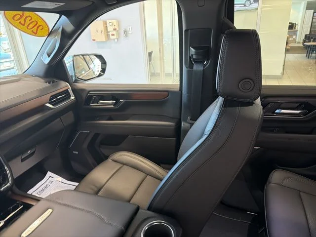 2026 GMC Yukon XL Denali - Photo 41