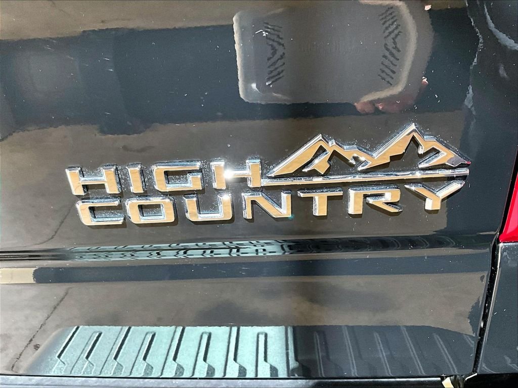 Used 2026 Black Chevrolet High Country image 29