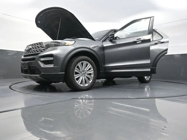 Used 2023 Gray Ford Limited image 41