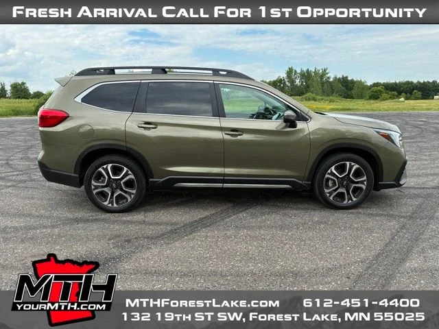 Used 2023 Brown Subaru Limited image 1