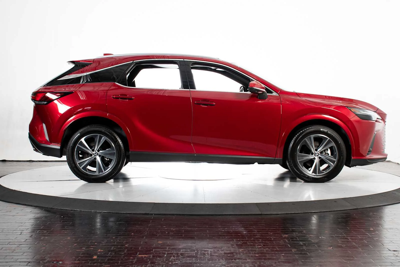 Certified Used 2025 MATADOR RED MICA Lexus Premium image 8