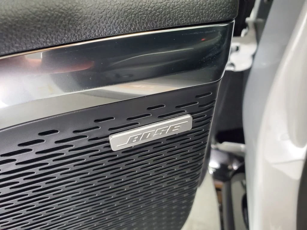 2026 GMC Acadia Denali - Photo 10