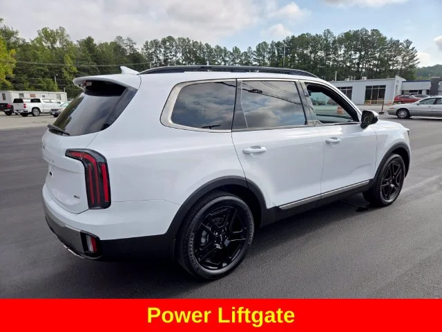 Used 2023 White Kia SX-Prestige image 9