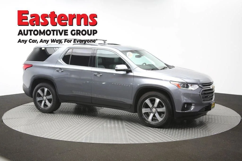 Used 2018 Gray Chevrolet 3LT image 52