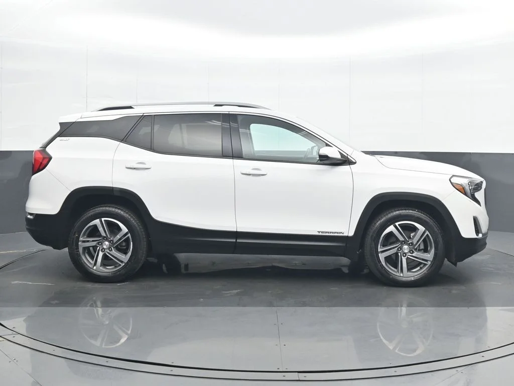 Used 2021 White GMC SLT image 7