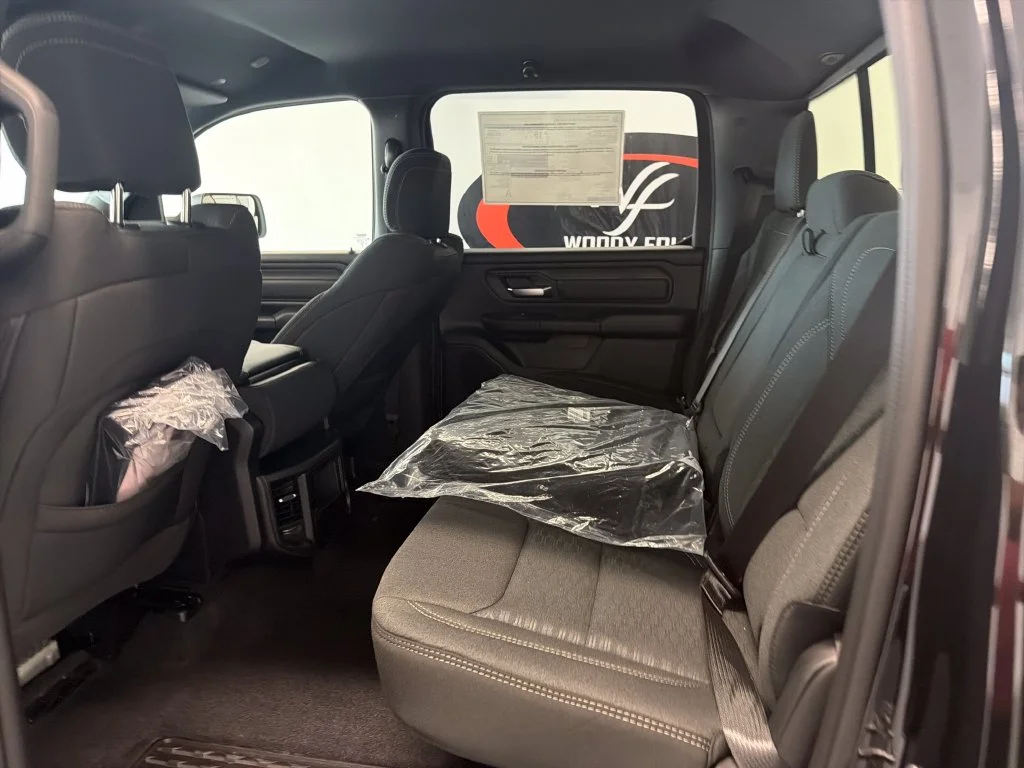 New 2027 Diamond Black Crystal Pearl-Coat Exterior Paint RAM Express image 14