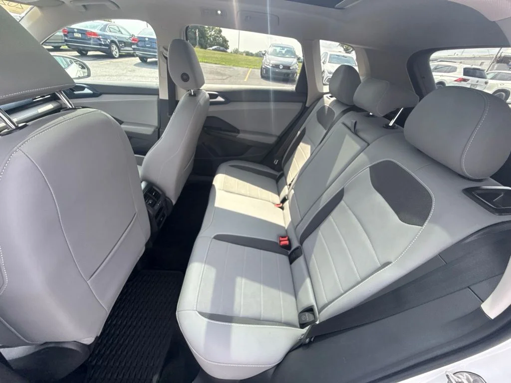 Certified Used 2024 Pure White Volkswagen 1.5T SE image 37