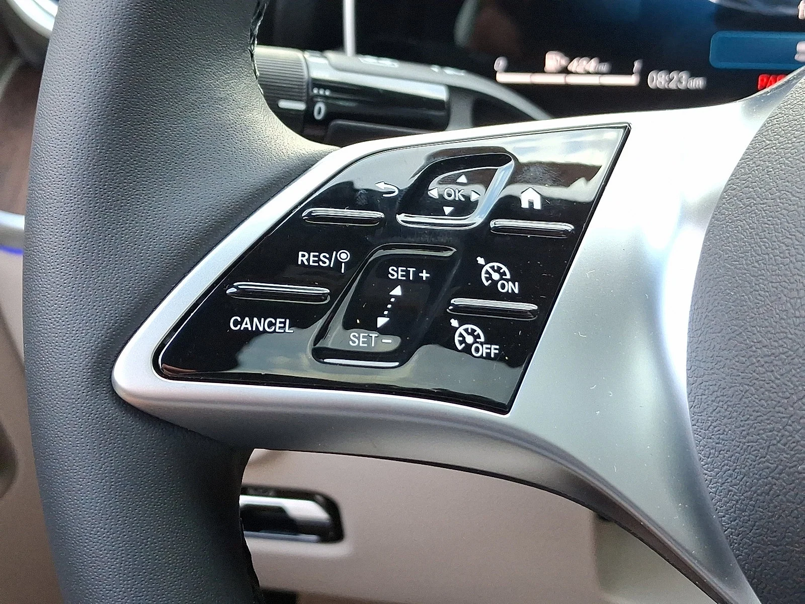 New 2026 Twilight Blue Metallic Mercedes-Benz C 300 image 13