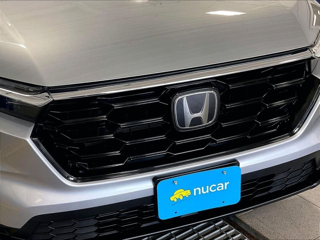 Used 2025 Silver Honda EX image 31