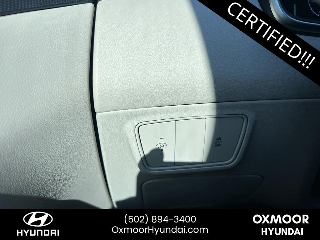 Used 2022 Quartz White Hyundai SEL image 8