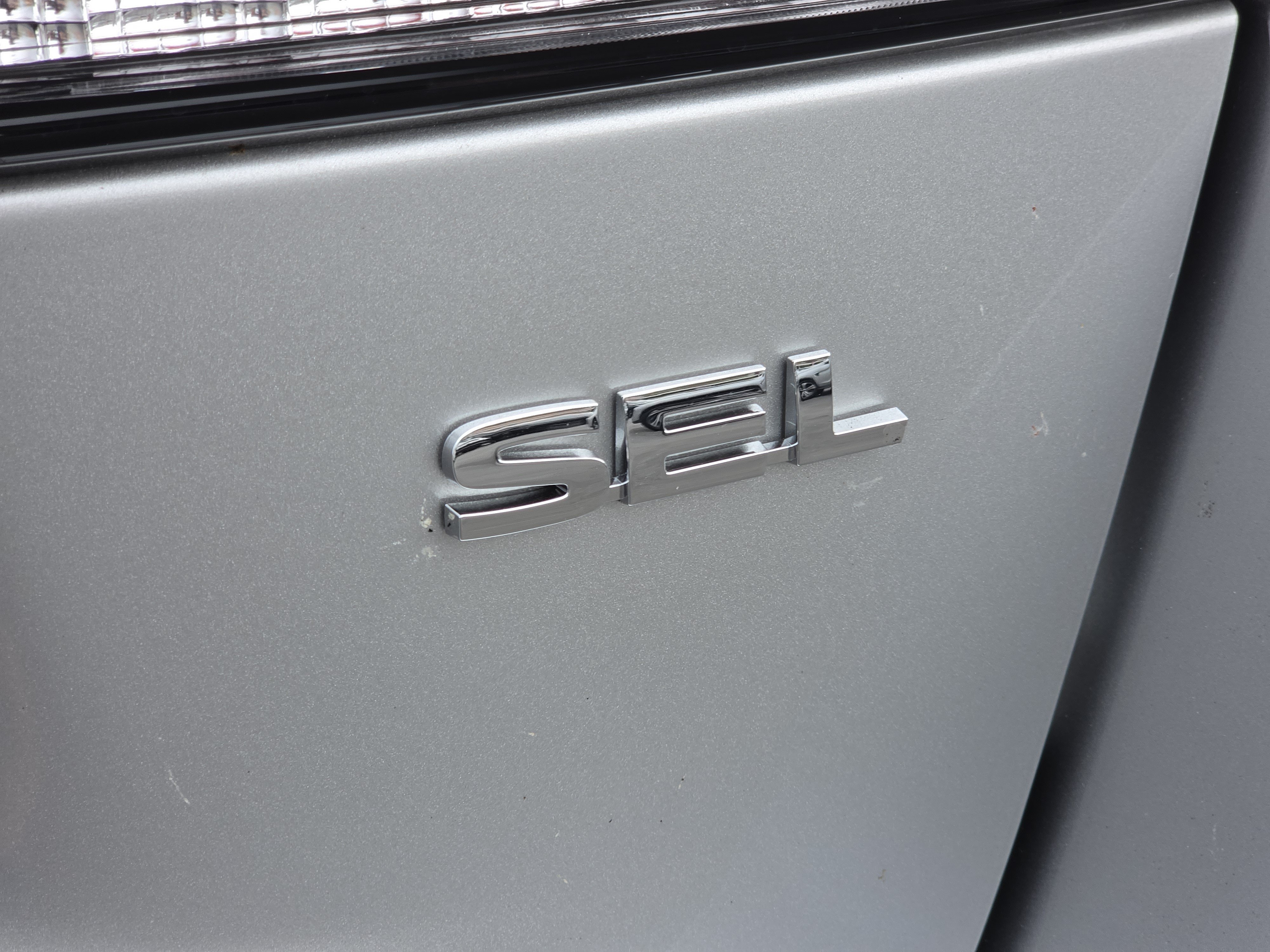 New 2026 Alloy Silver Metallic Mitsubishi 2.4 SEL image 6