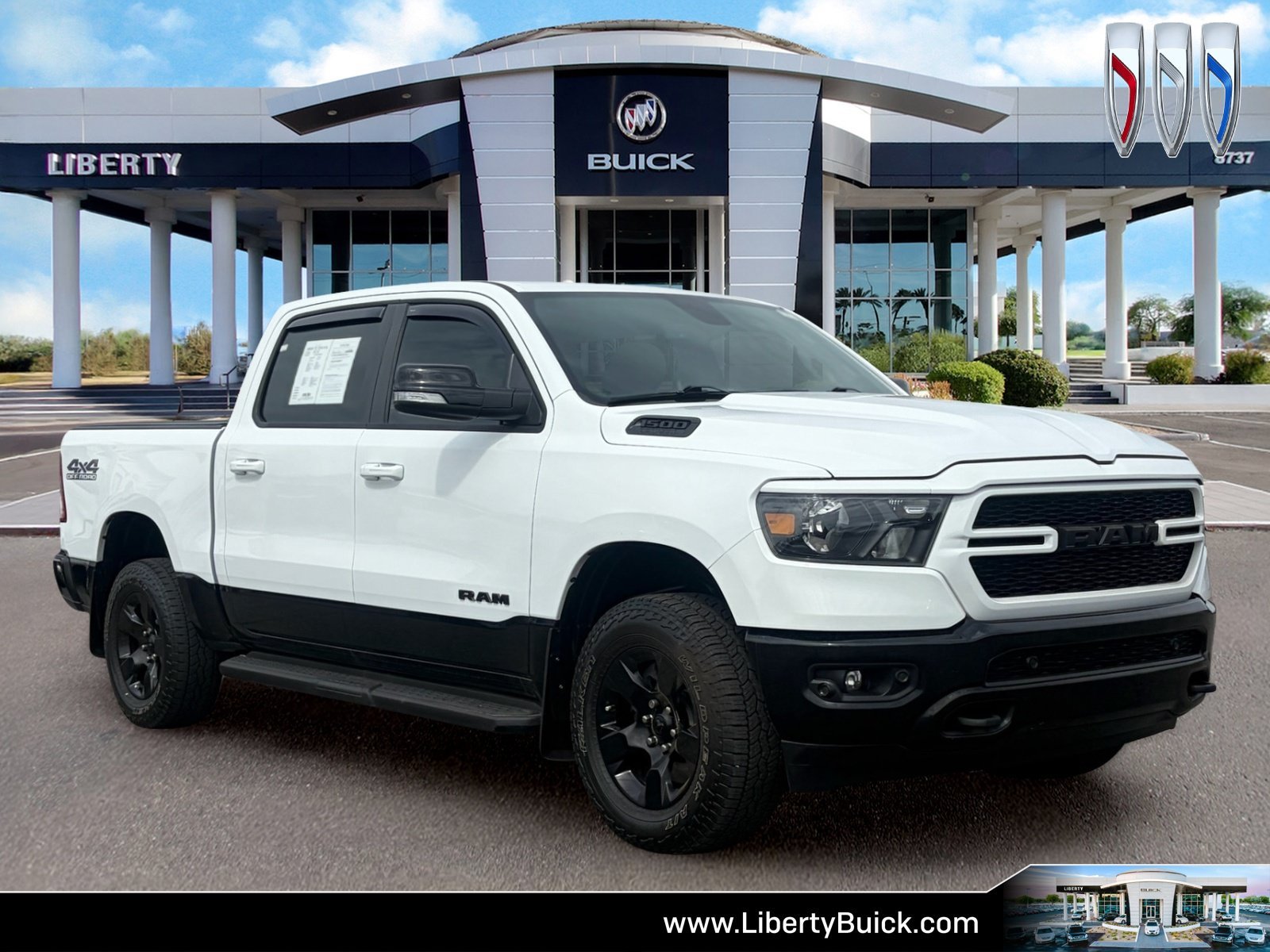 2022 Ram 1500 Big Horn Crew Cab 4x4 5'7" Box