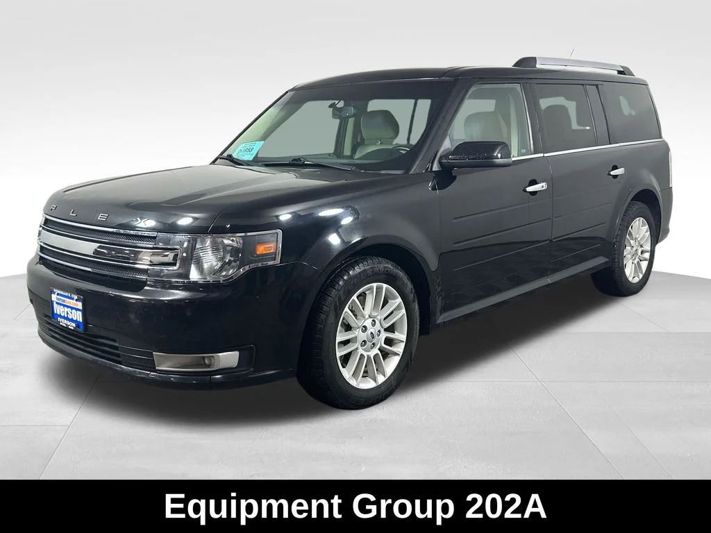 Used 2018 Black Ford SEL image 6