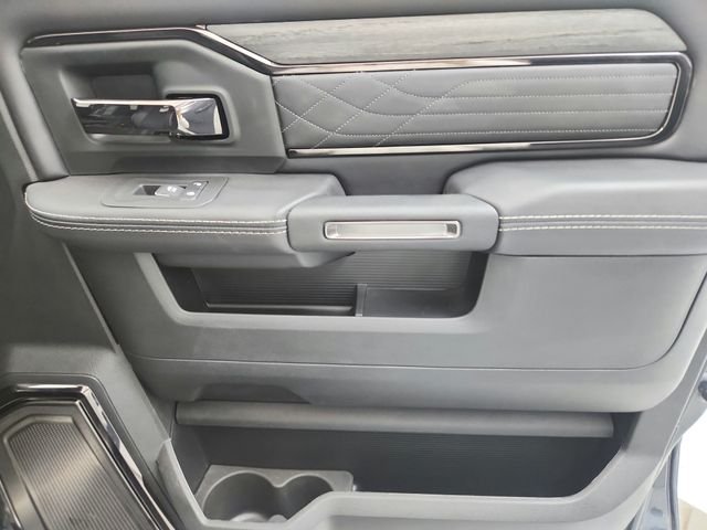 2025 RAM 2500 Limited - Photo 33