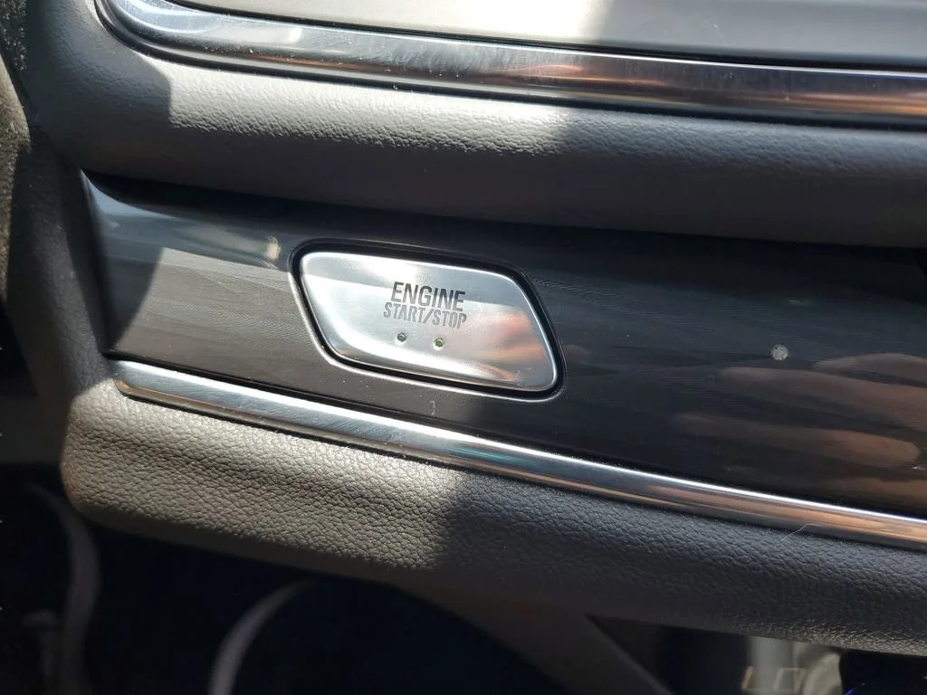 Used 2023 Moonstone Gray Metallic Buick Essence image 27