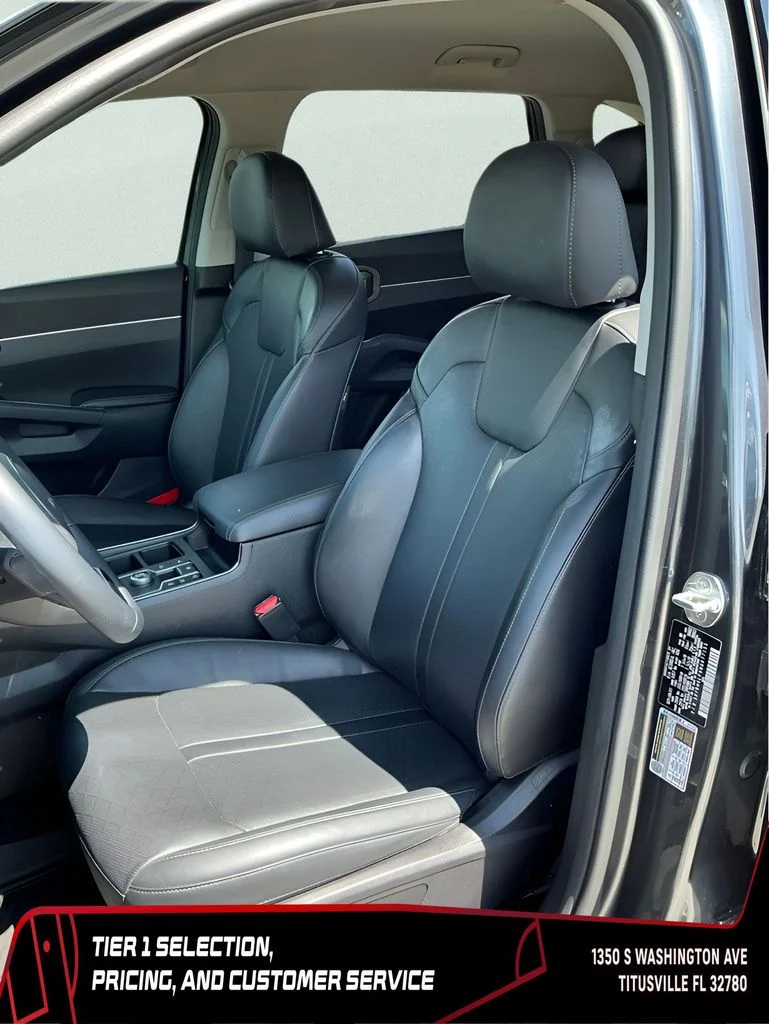 Used 2022 Gray Kia EX image 23