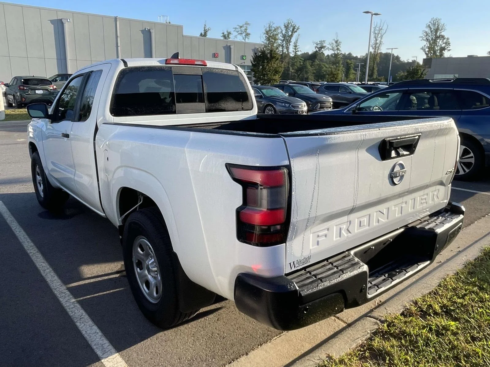 Used 2026 Glacier White Nissan S image 3