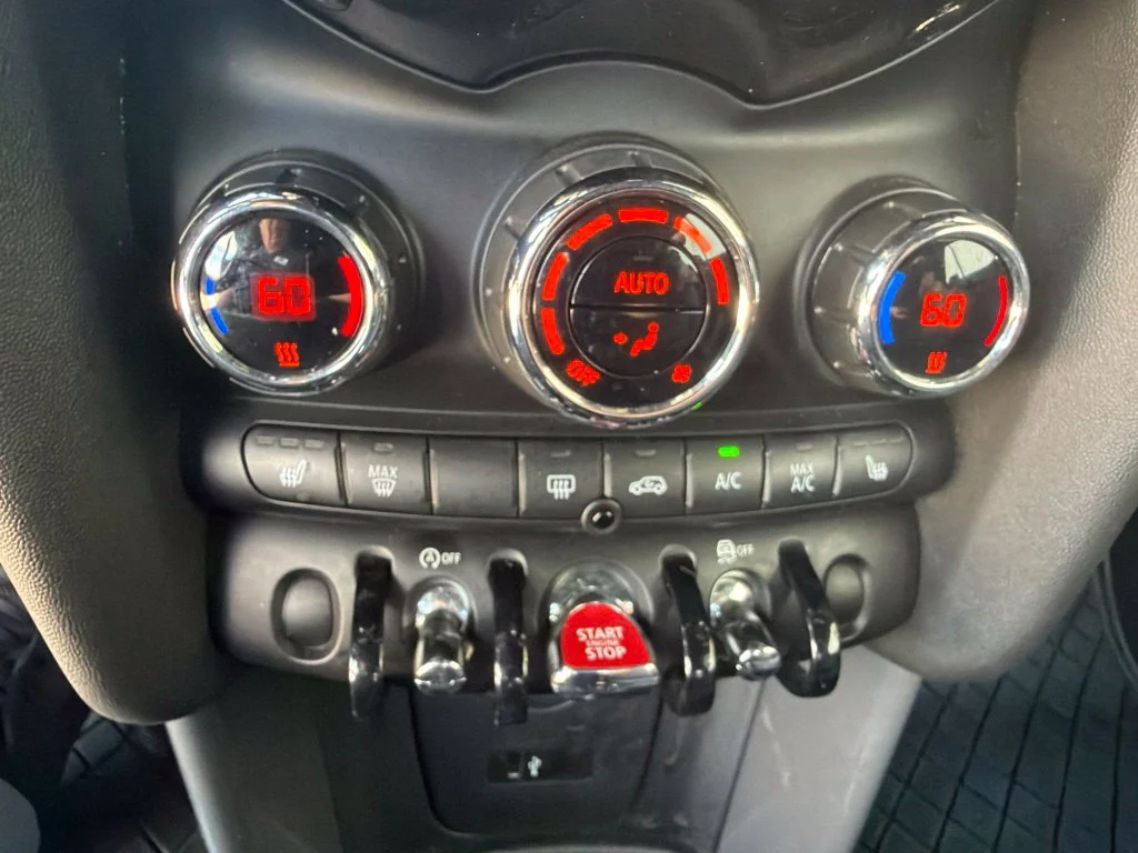 Used 2020 Aqua MINI Classic image 14