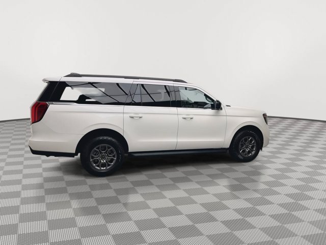 Used 2025 Star White Metallic Tri-Coat Ford Active image 41
