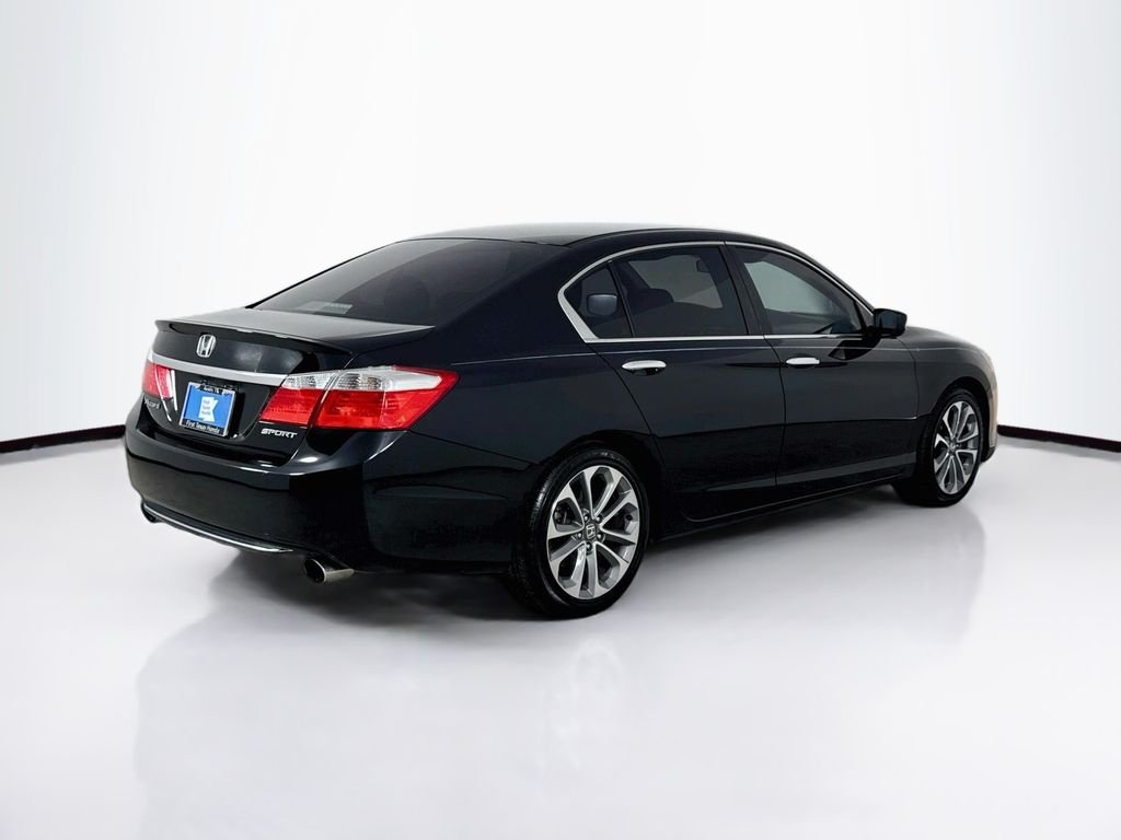 Used 2013 Black Honda Sport image 7