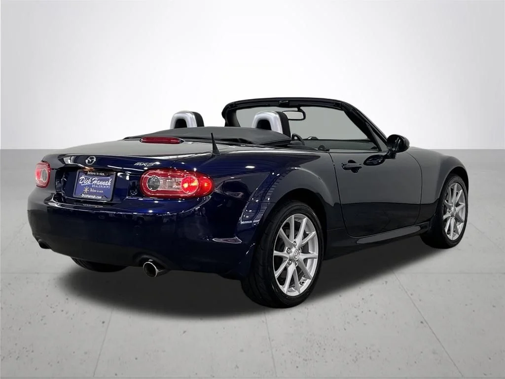 Used 2012 Blue Mazda Touring image 10