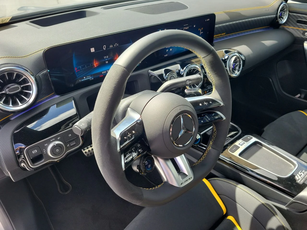 New 2026 MANUFAKTUR Mountain Grey Magno Mercedes-Benz AMG® CLA 45 4MATIC® Coupe image 24