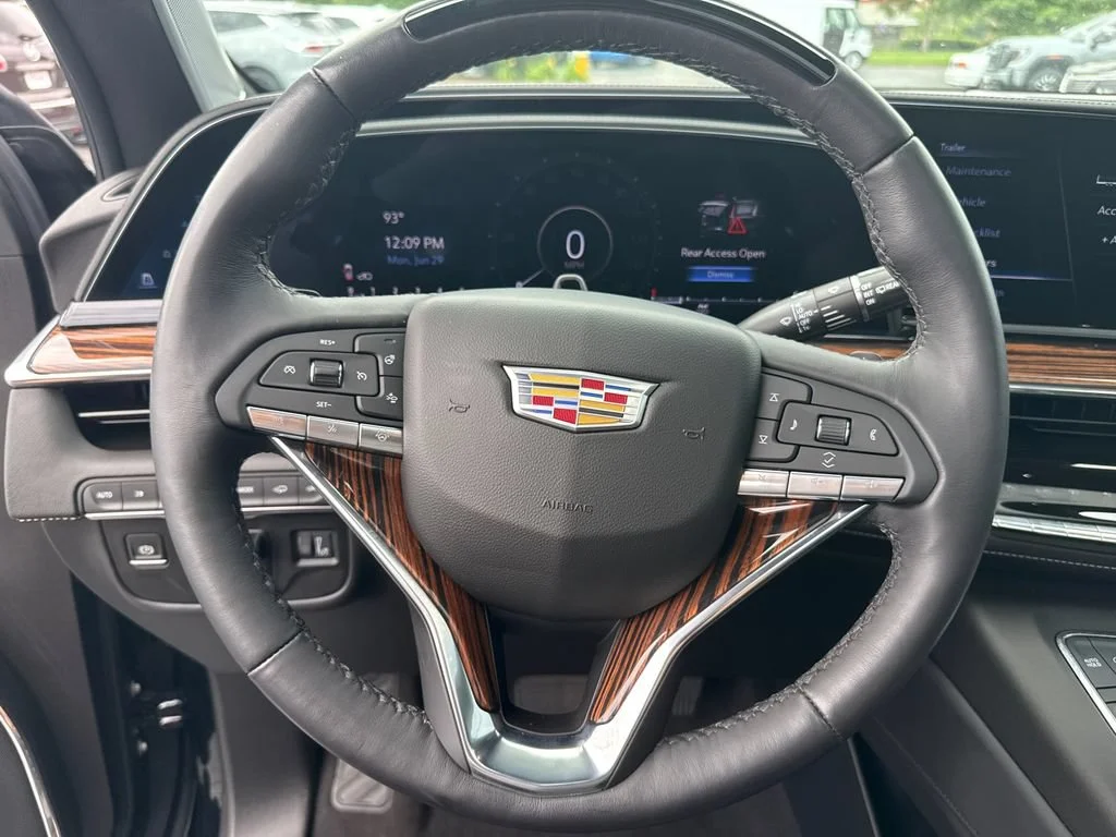 2024 Cadillac Escalade Premium Luxury - Photo 20