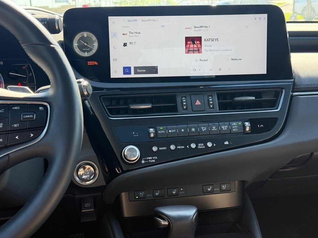 Used 2025 CLOUDBURST Lexus Base image 15