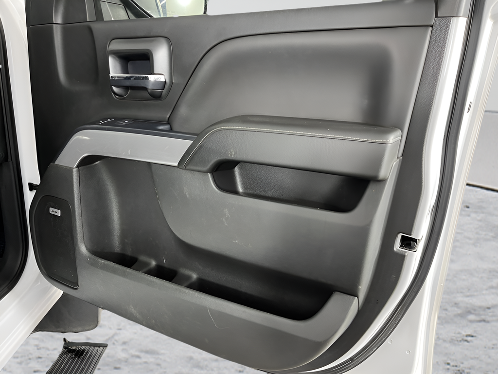 2018 Chevrolet Silverado 1500 LT - Photo 15