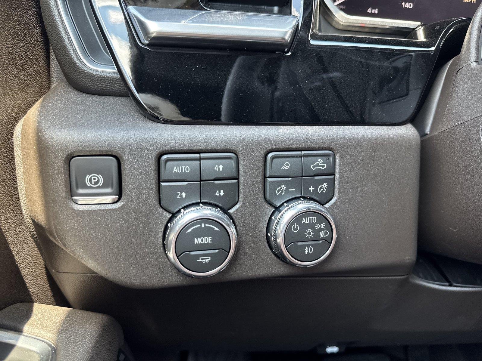 New 2026 Onyx Black GMC SLT image 20