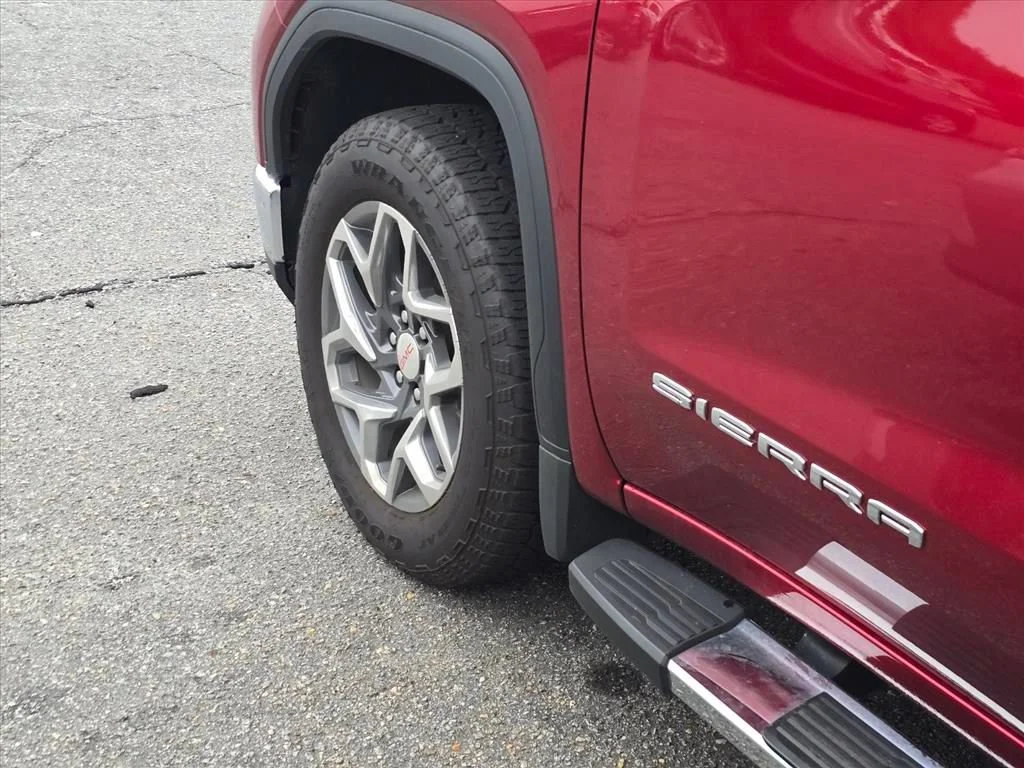 Used 2026 Volcanic Red Tintcoat GMC SLT image 20