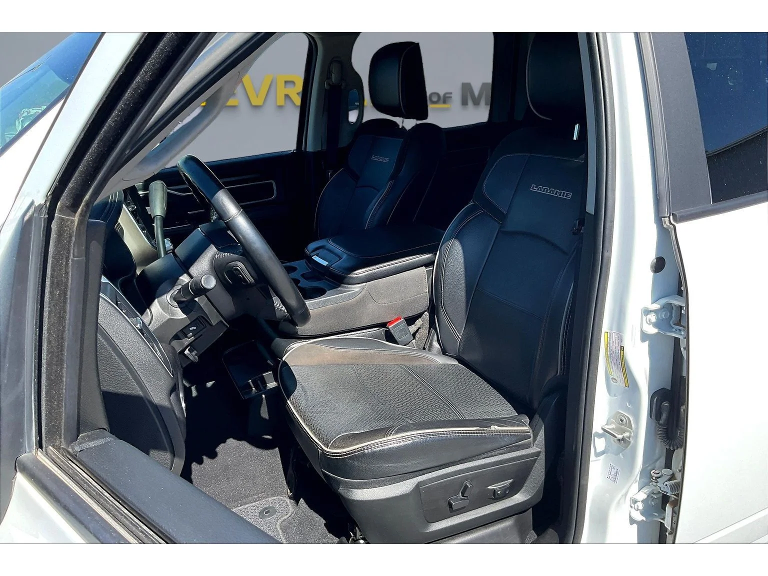 Used 2024  Ram Laramie image 17