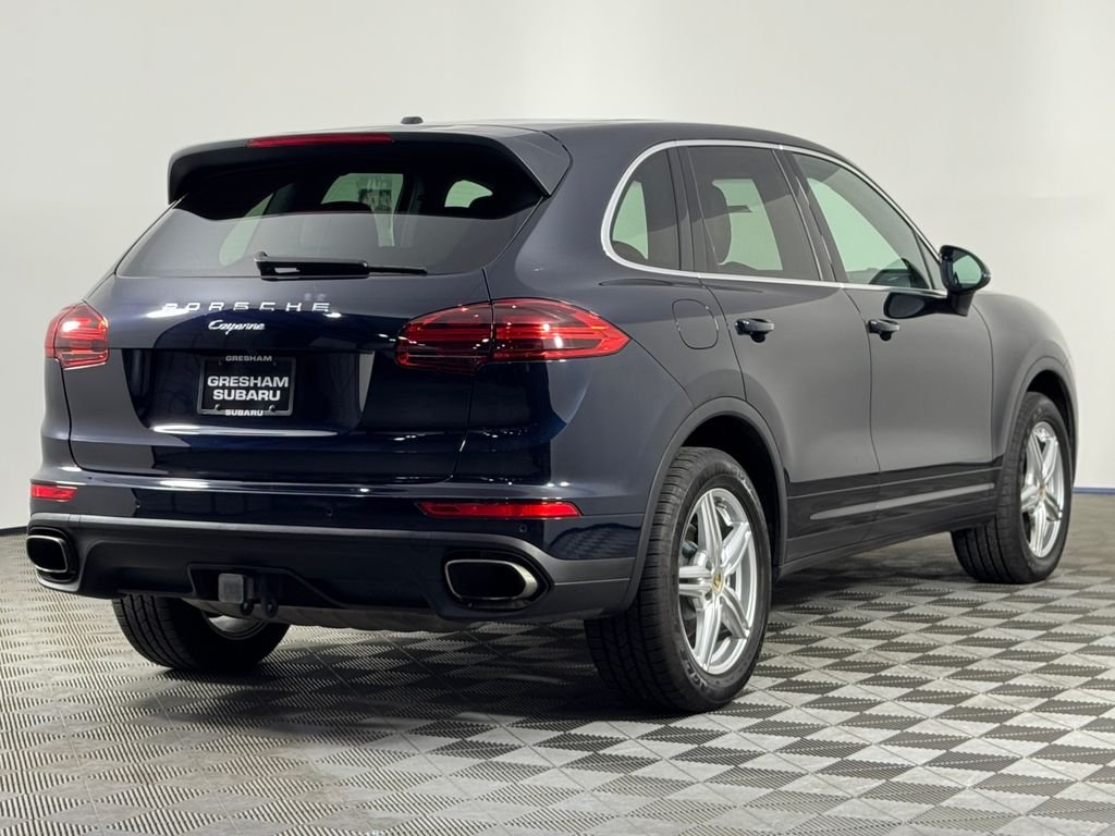Used 2018 Moonlight Blue Metallic Porsche Base image 6