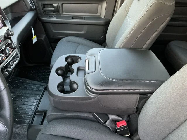 2027 RAM Ram 3500 Chassis Cab Tradesman - Photo 23