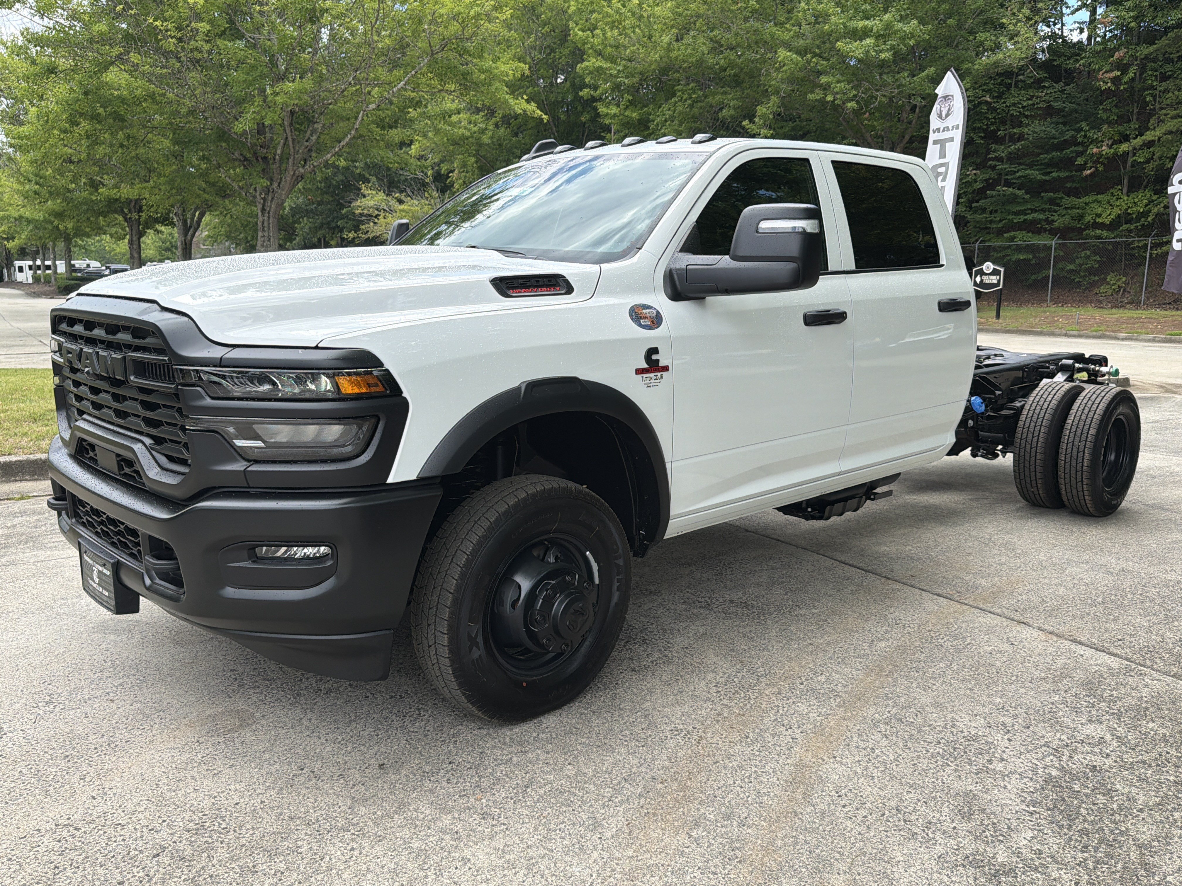 New 2026 Bright White Clearcoat RAM Tradesman image 3
