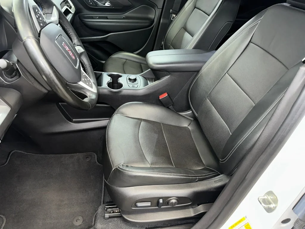 Used 2023 Summit White GMC SLT image 5
