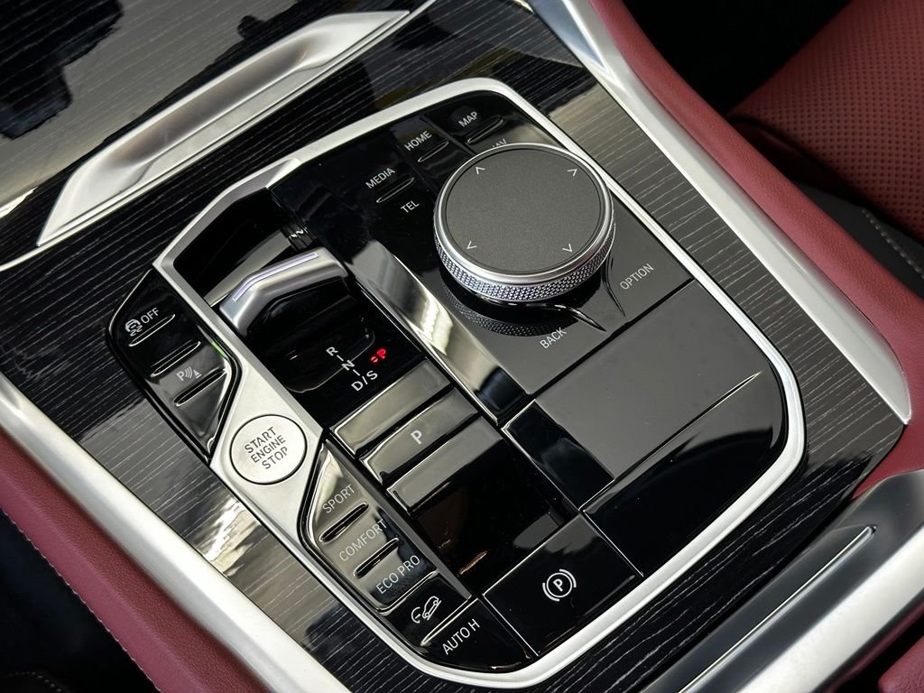 New 2027 Skyscraper Grey Metallic BMW xDrive40i image 20