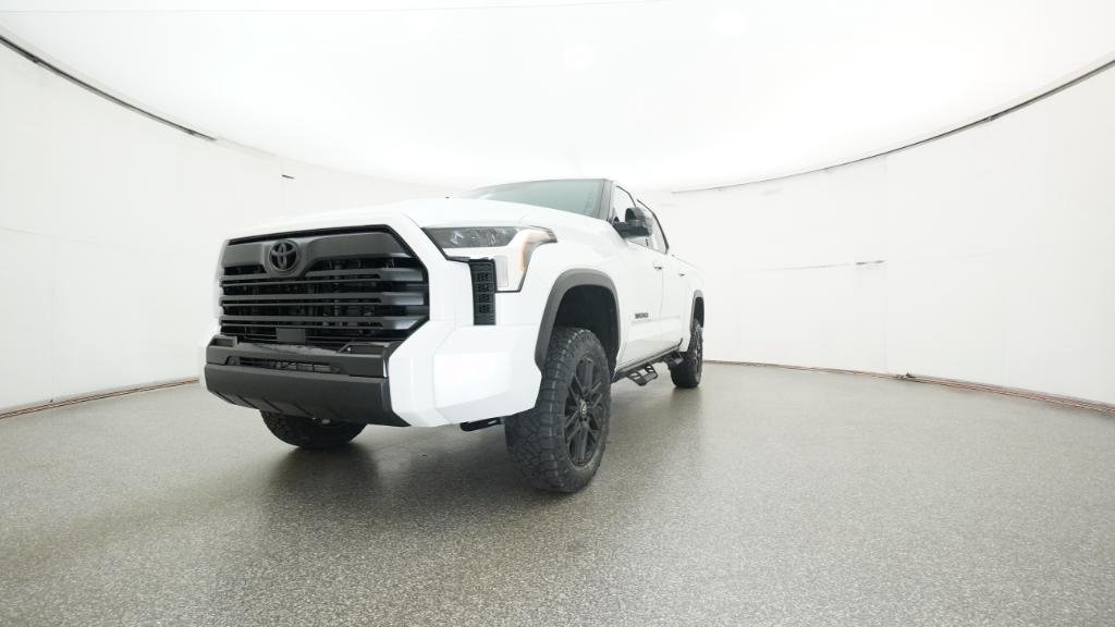 2026 Toyota Tundra Limited - Photo 15