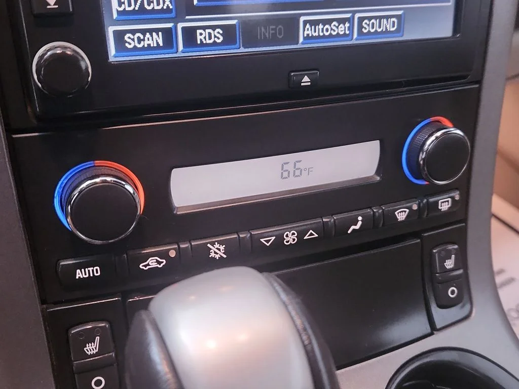 Used 2006 Red Chevrolet Base image 17